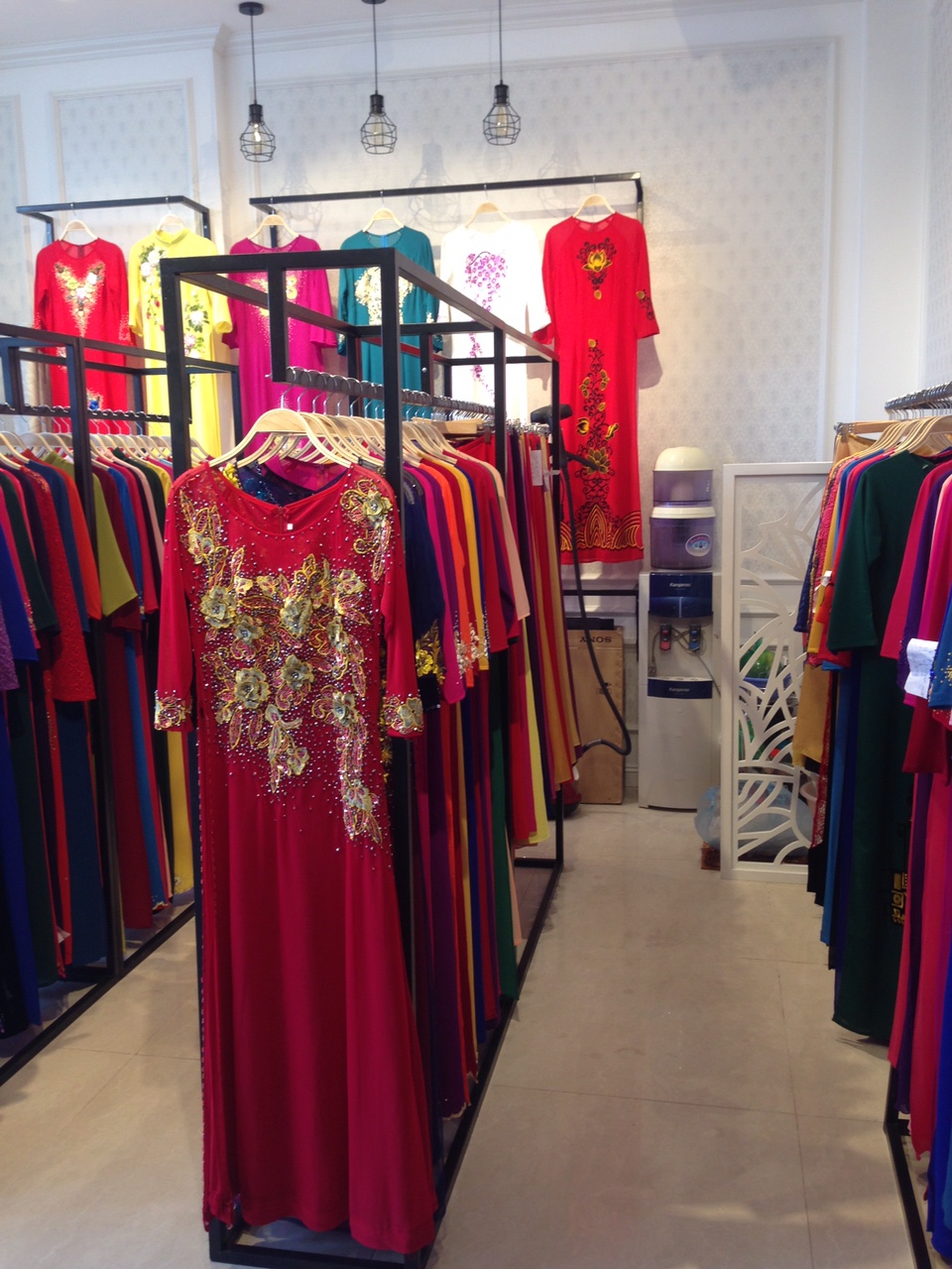 thiet-ke-noi-that-shop-thoi-trang