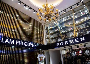Thiết kế shop thời trang nam Lâm Phi Quỳnh sang trọng, lịch lãm